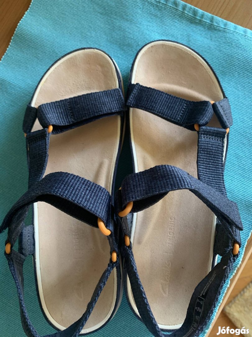 Clarks szandál 41-es