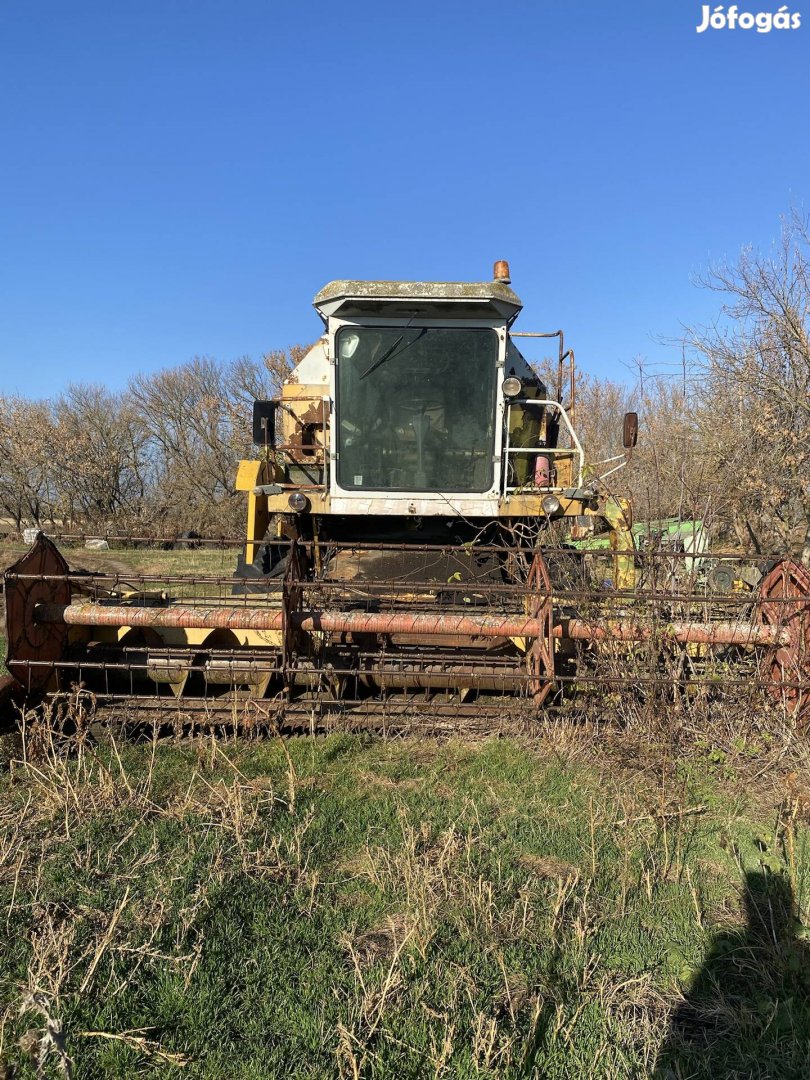 Class 106 Dominátor kombájn