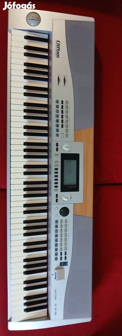 Cliftonsp5500  piano stage