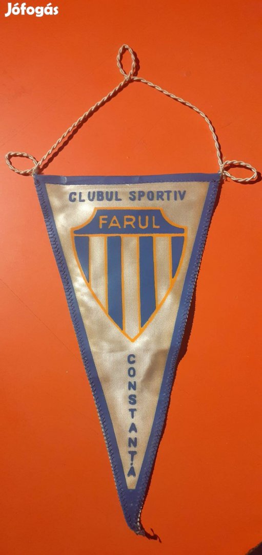 Clubul Sportiv Farul Constanta zászló