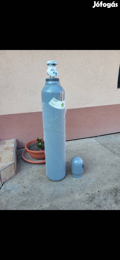 Co2 tele 8l/6kg-os palack eladó!