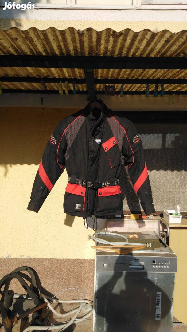 Cobra motoros kabát dzseki méret S protektor bélés kivehető