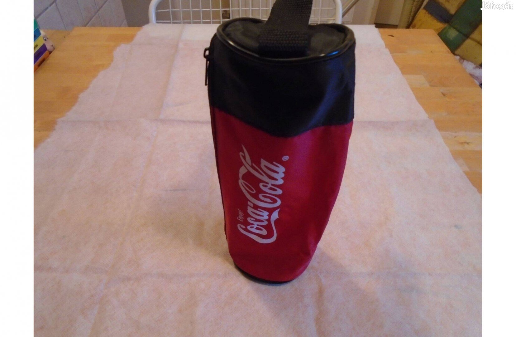 Coca-Cola - Palack,- illeve ügegtartó - anyagból, új - Gyűjtőknek is!