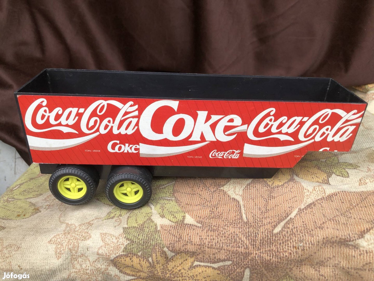 Coca cola játék kamion vontatmány 1800 Ft :Lenti