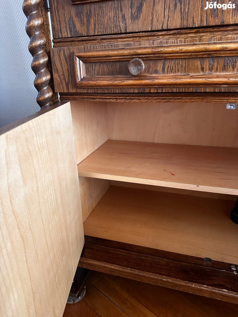 Colonial bárszekrény