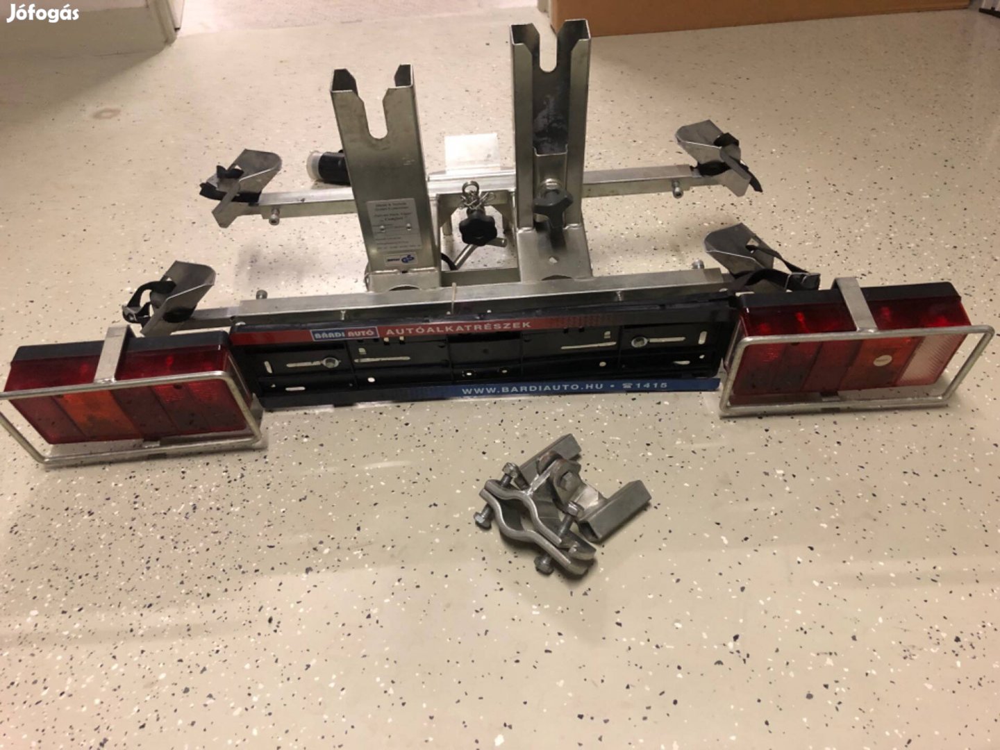 Comfort hajtókarbefogatós kerékpárszállító vonóhorogra