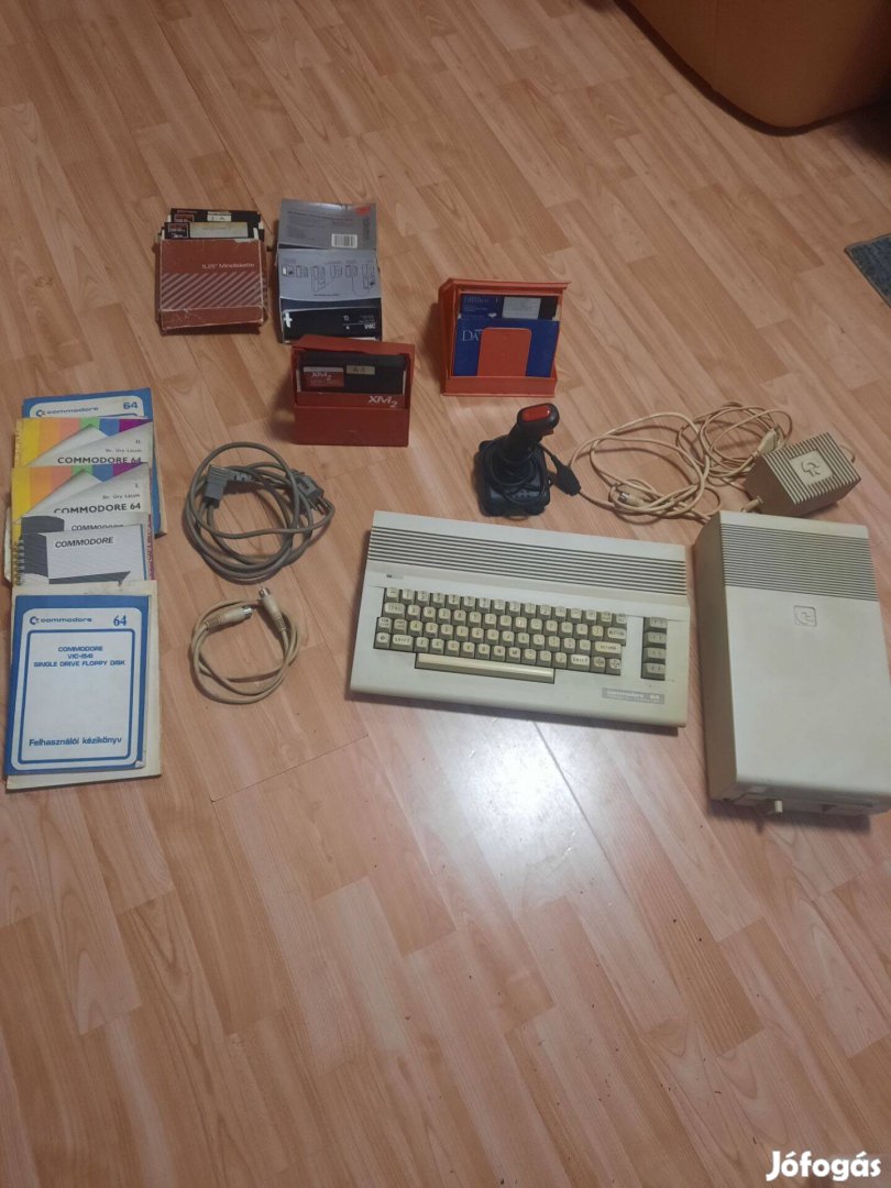 Commodore 64+ floppy+játékok