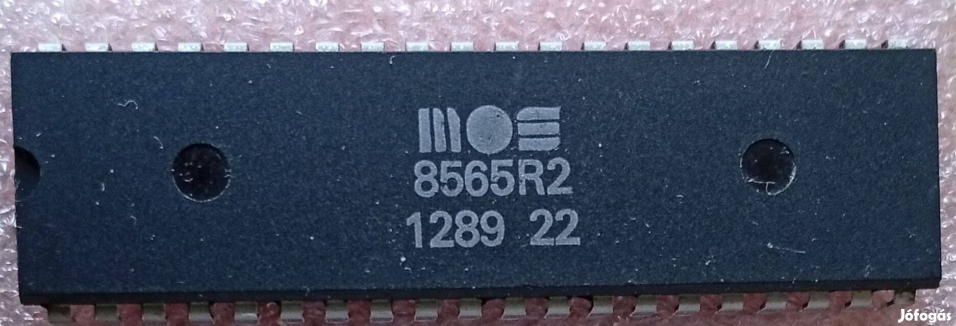Commodore C64 8565R2 IC