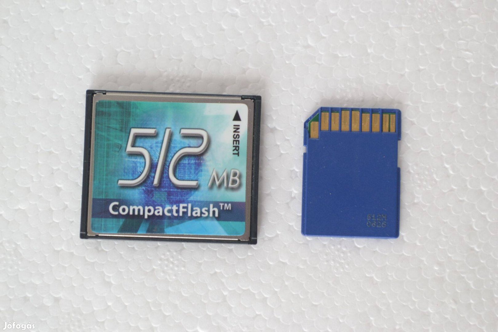 Compactflash és SD kártya 512MB