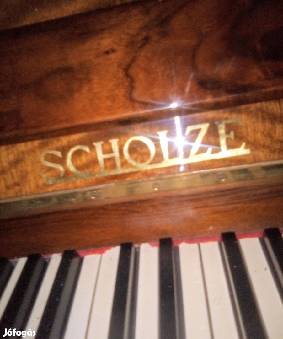 Company of Scholze Silver Medals Acoustic zongora 