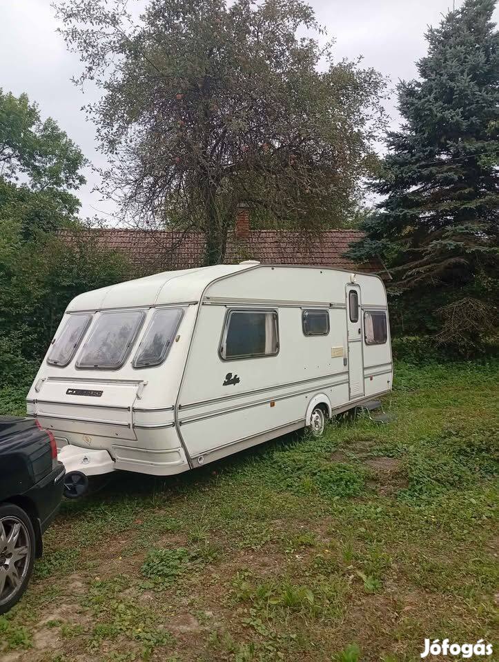 Compass rallye 510 lakókocsi