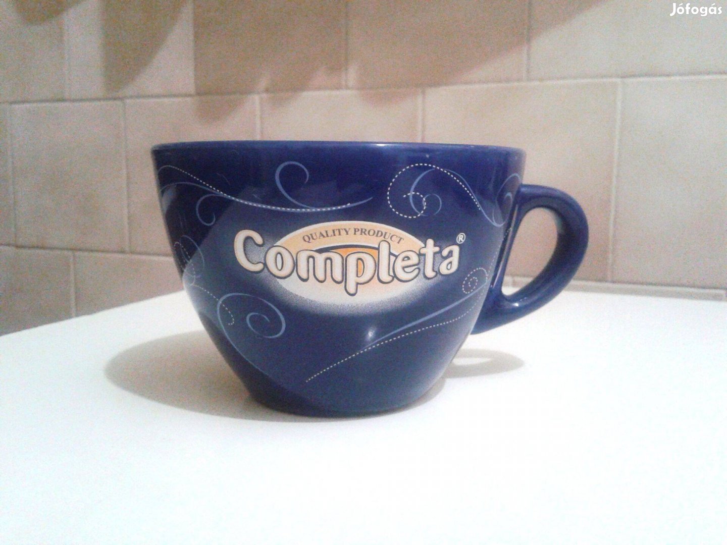 Completa teás bögre