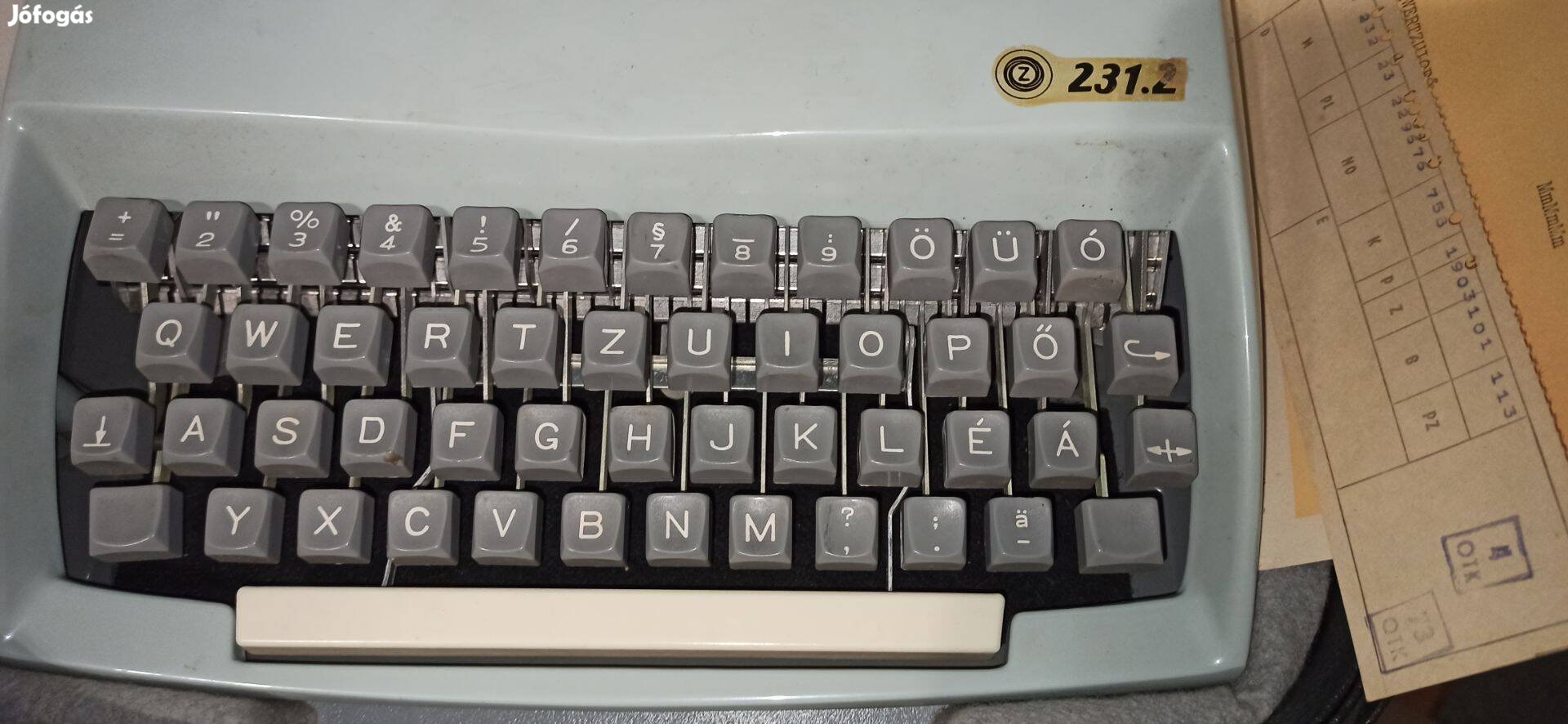 Consul Z 231.2 táskaírógép