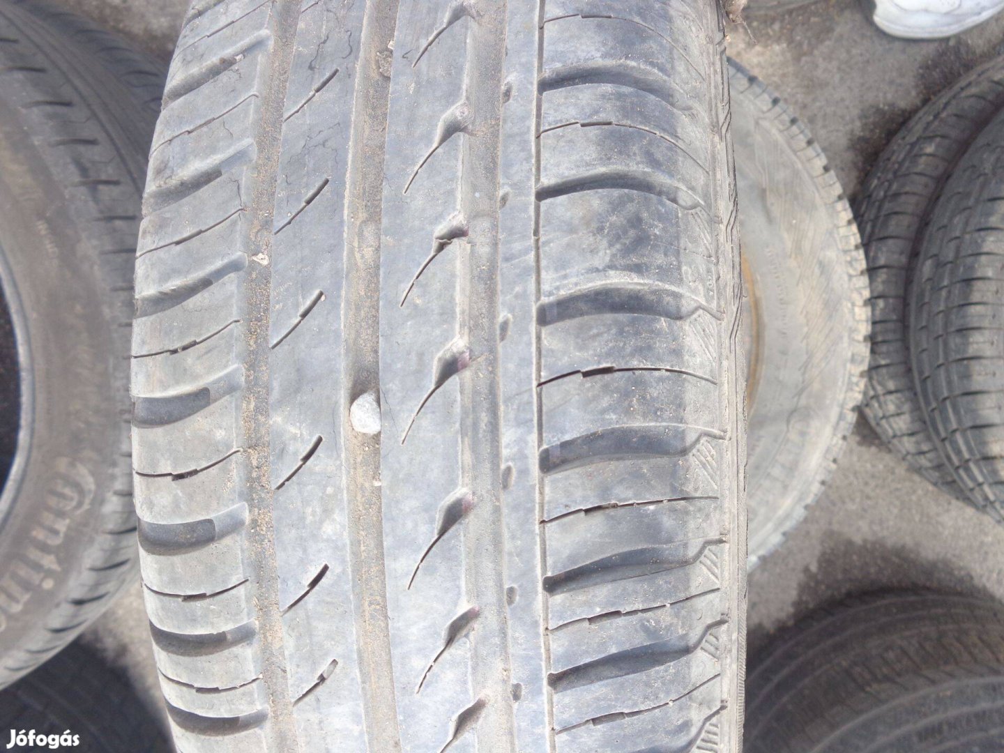 Continental 175_70 R13 gumi abroncs