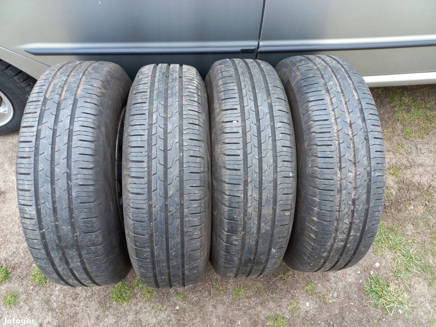 Continental 175/80 R14 nyári gumik