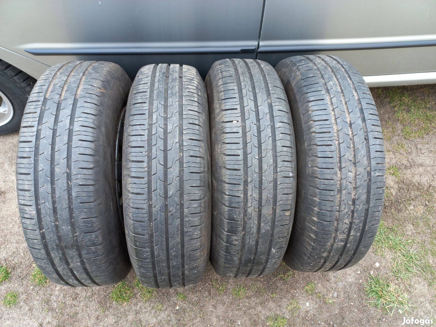 Continental 175/80 R14 nyári gumik