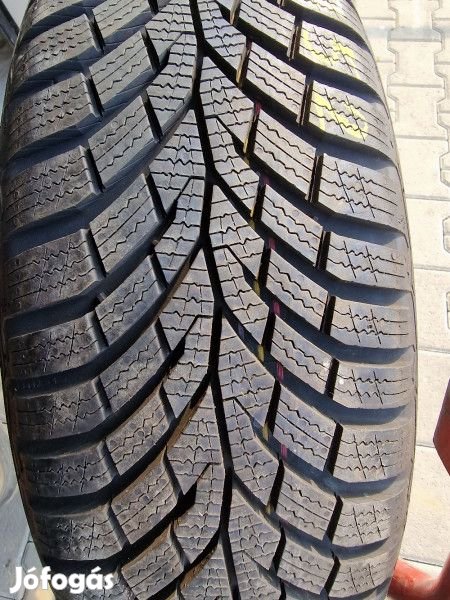 Continental 195/65R15 TS870 8mm DOT21 használt gumi HG12752 téli