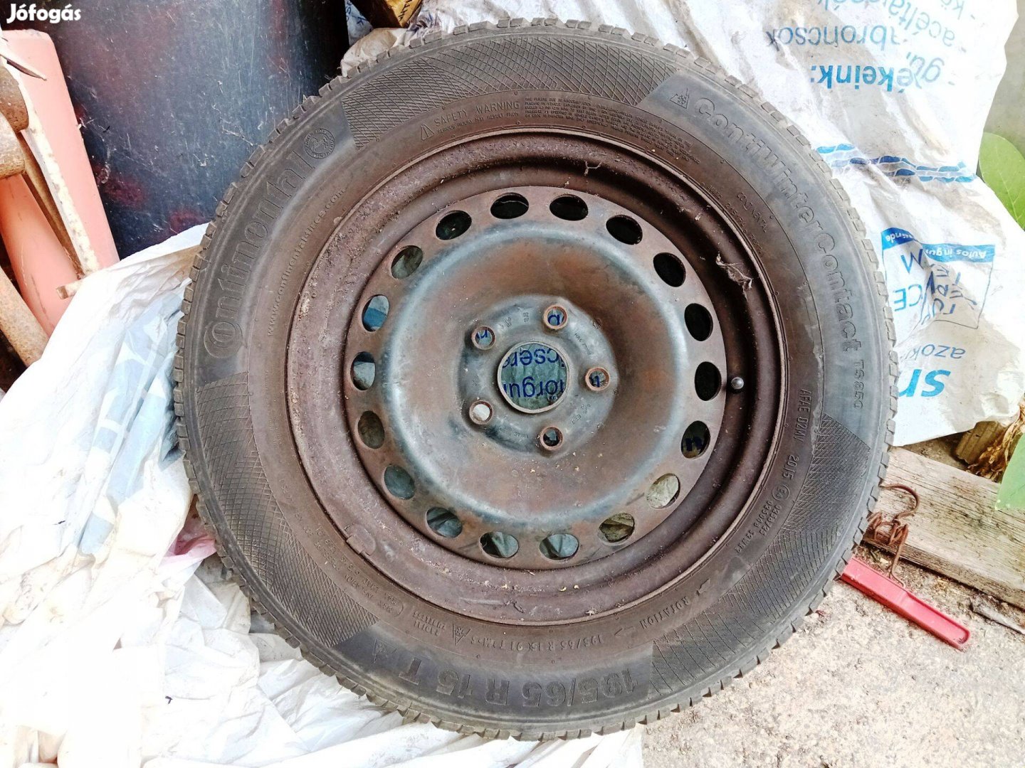 Continental 195/65 R15 gyári VW Skoda téligumi garnítúra, téli szett