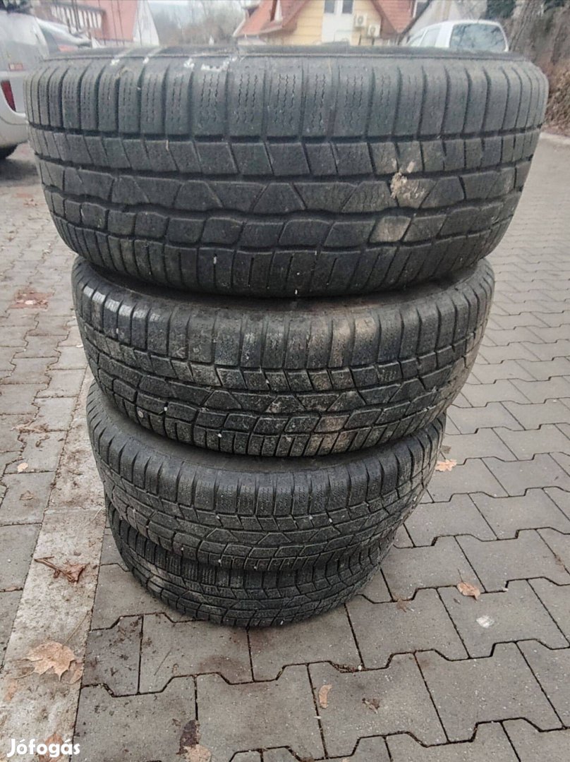 Continental 195/65 R 15 téli gumi