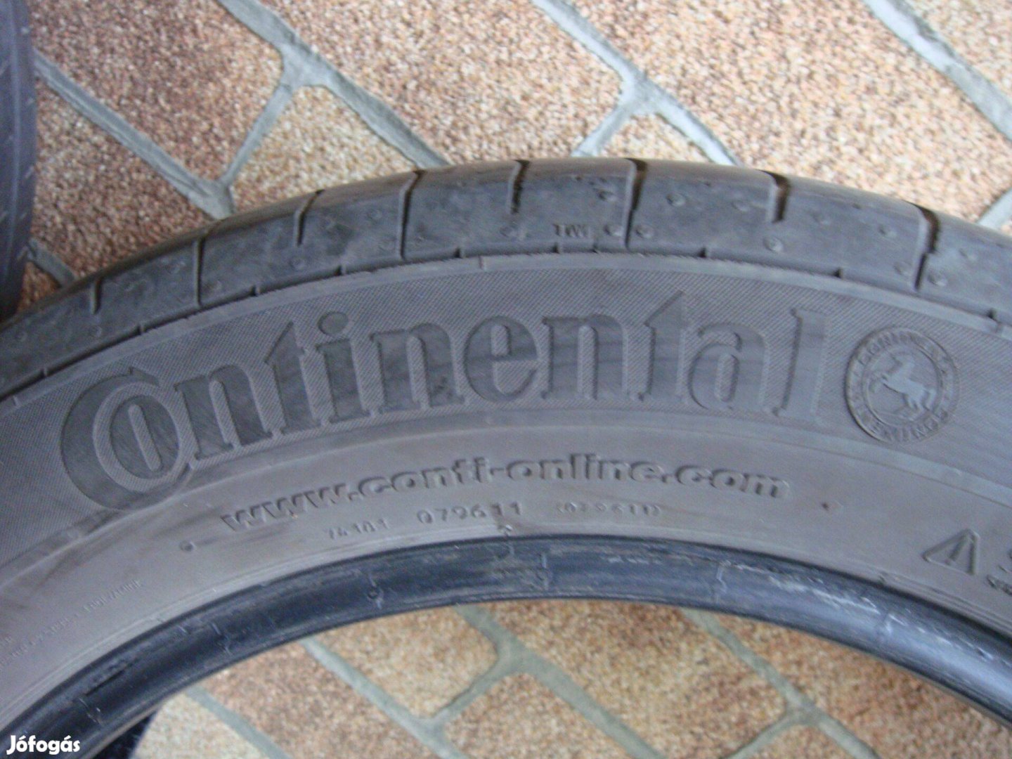 Continental 205/55R16 nyári gumi