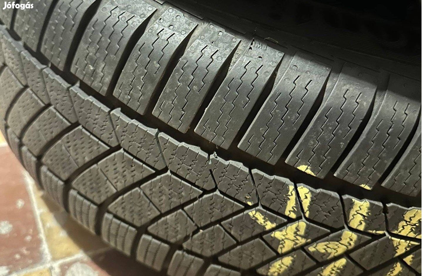 Continental 205/60 R16 Wintercontact téli gumi autó gumi gumiabroncs