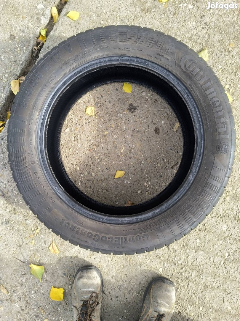 Continental 215/55R17 4db nyárigumi eladó.