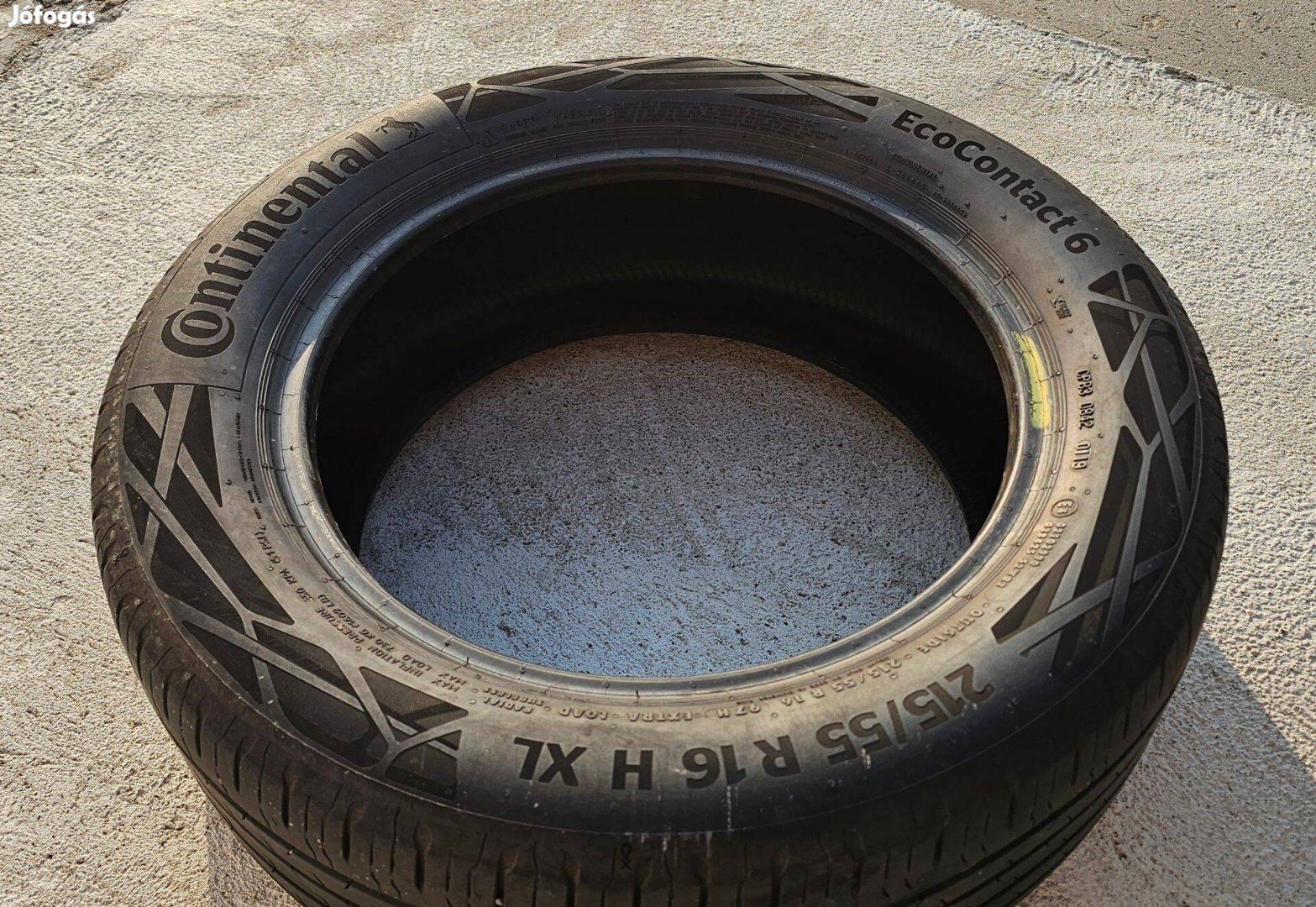 Continental 215 55 R16 nyári gumi