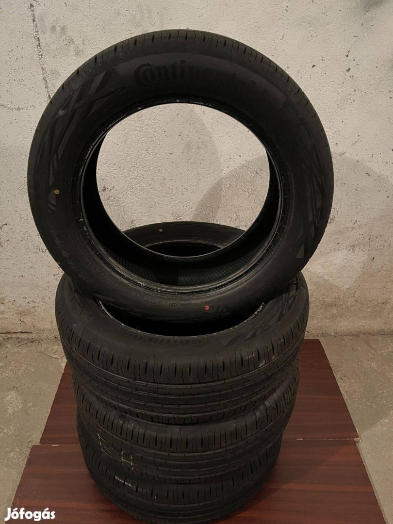 Continental 215/55 R17 nyári gumi 4 db eladó