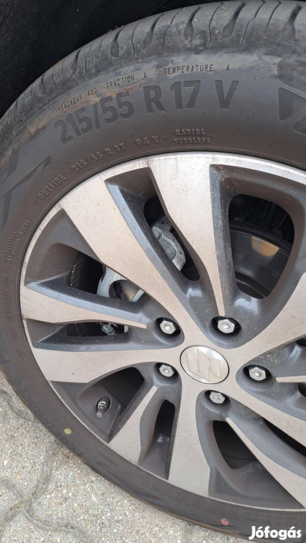 Continental 215/55 R17 nyári gumi eladó