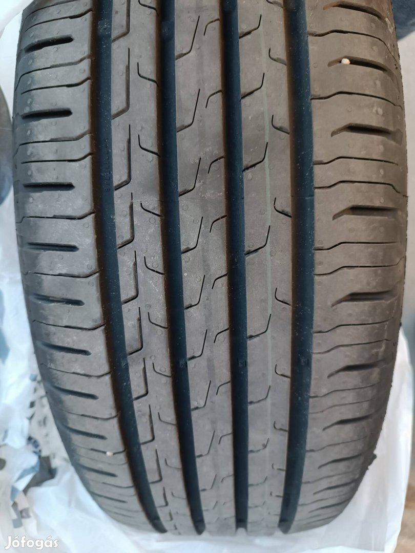 Continental 215/55 R17 nyári gumi szett 