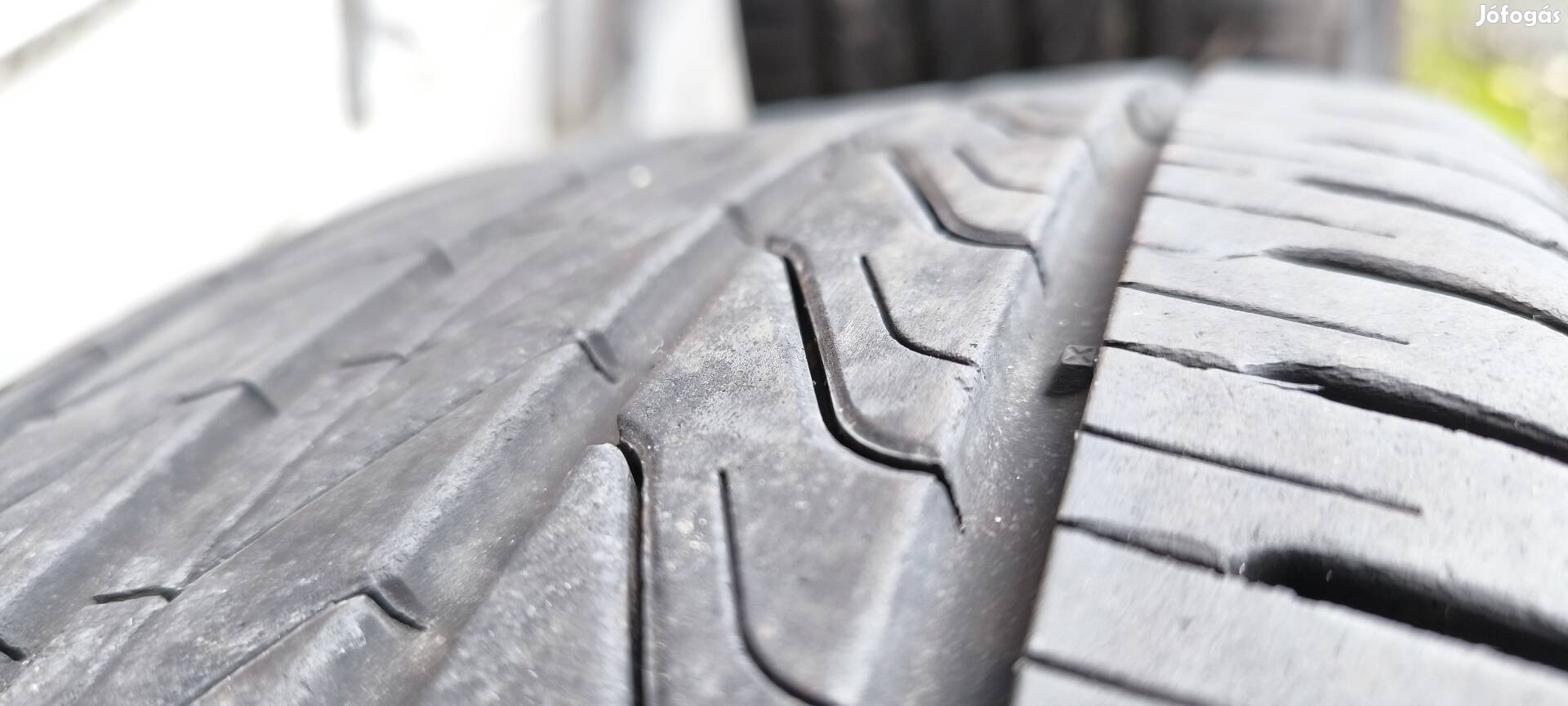 Continental 215/55 R18