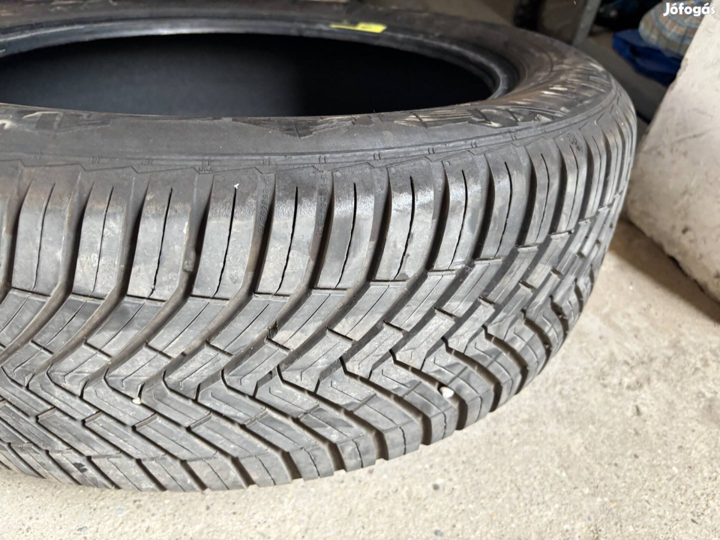 Continental 215/55 R18 újszerű négyévszakos
