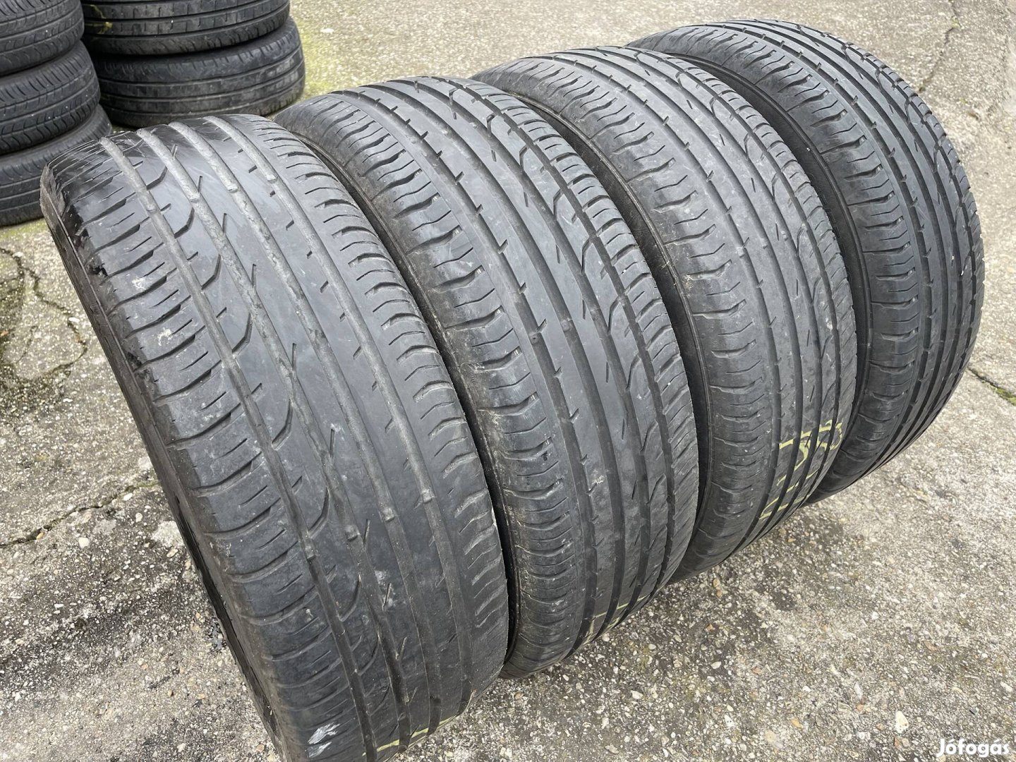 Continental 215/55r18 nyári gumi garnitúra