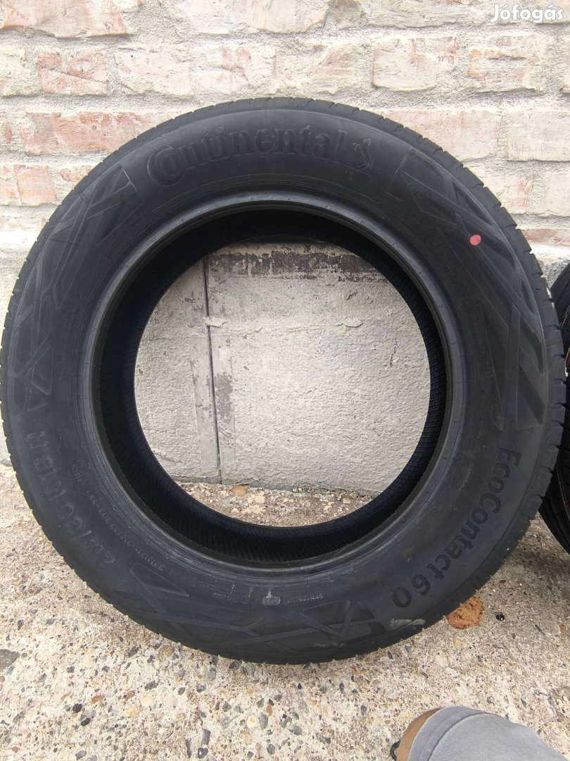 Continental 215/60 R18 nyári gumi 