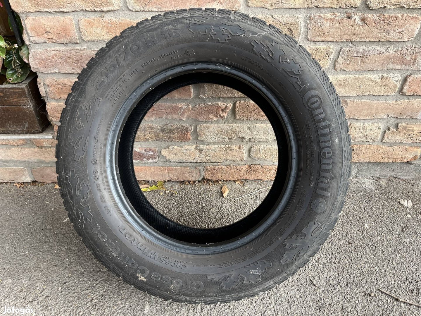 Continental 215/70 R16 téli gumi