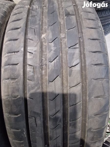 Continental 225/45R17 PREMIUMCONTACT7 5-5.5mm DOT23 használt gumi HG1