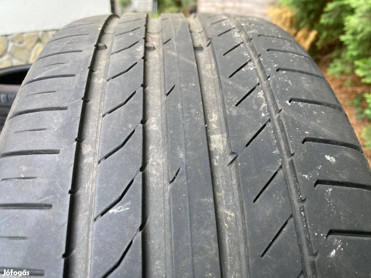 Continental 225/45 R18