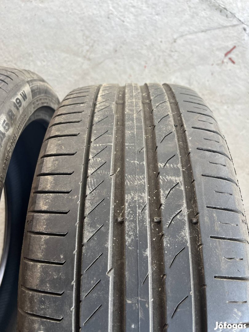 Continental 225 45 R19 Nyárigumi 2db 