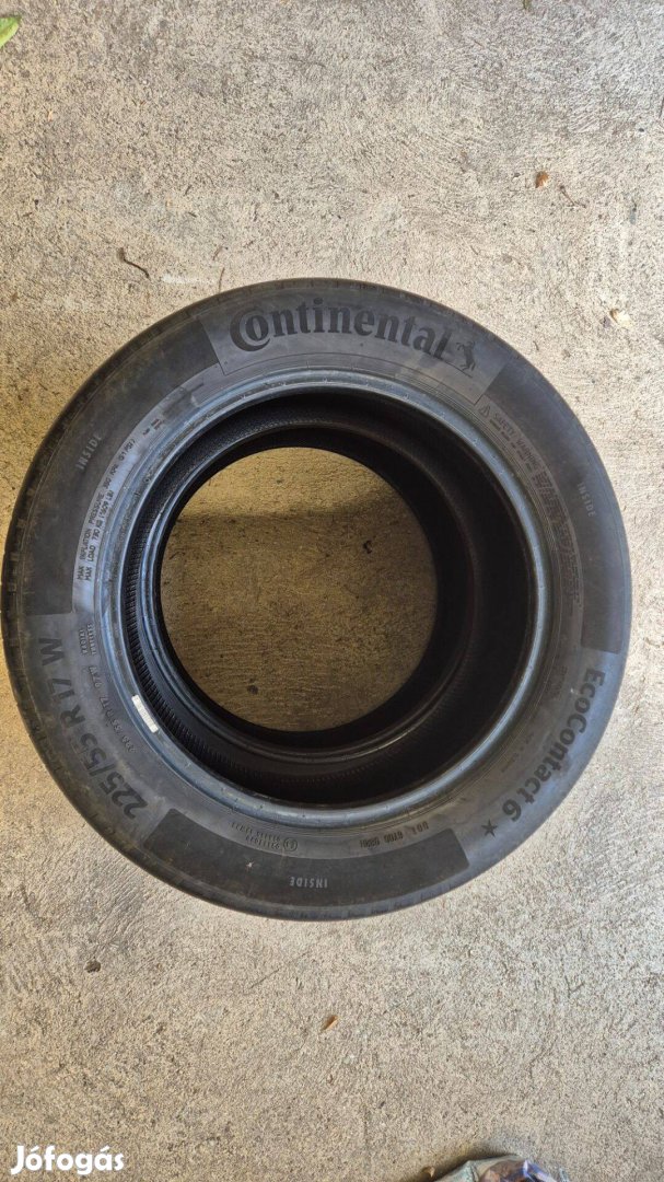 Continental 225/55 R17 225 55 17 nyárigumi