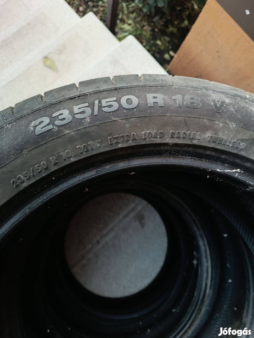 Continental 235/50R18