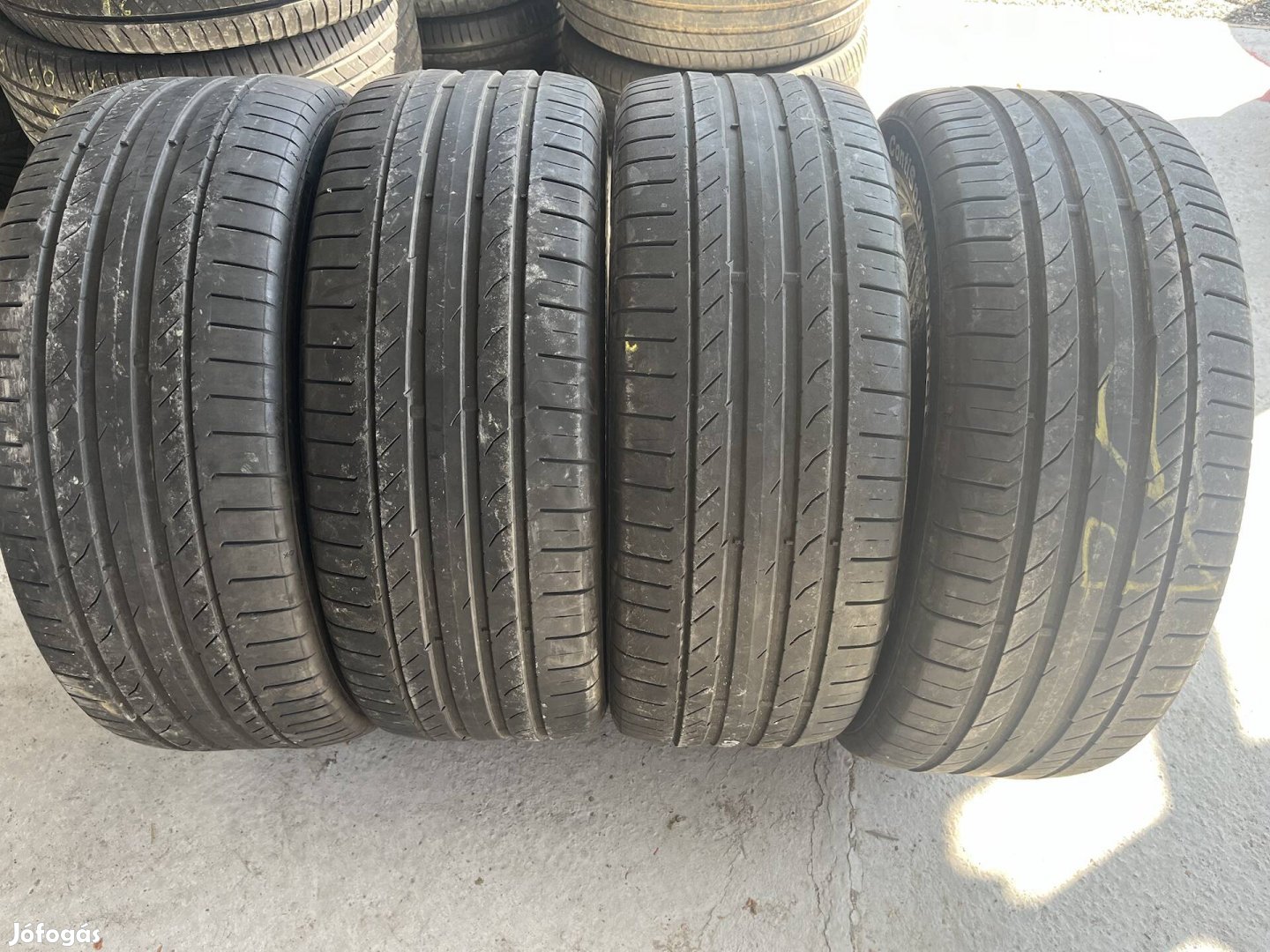 Continental 235 55 R18 nyárigumi 4db 