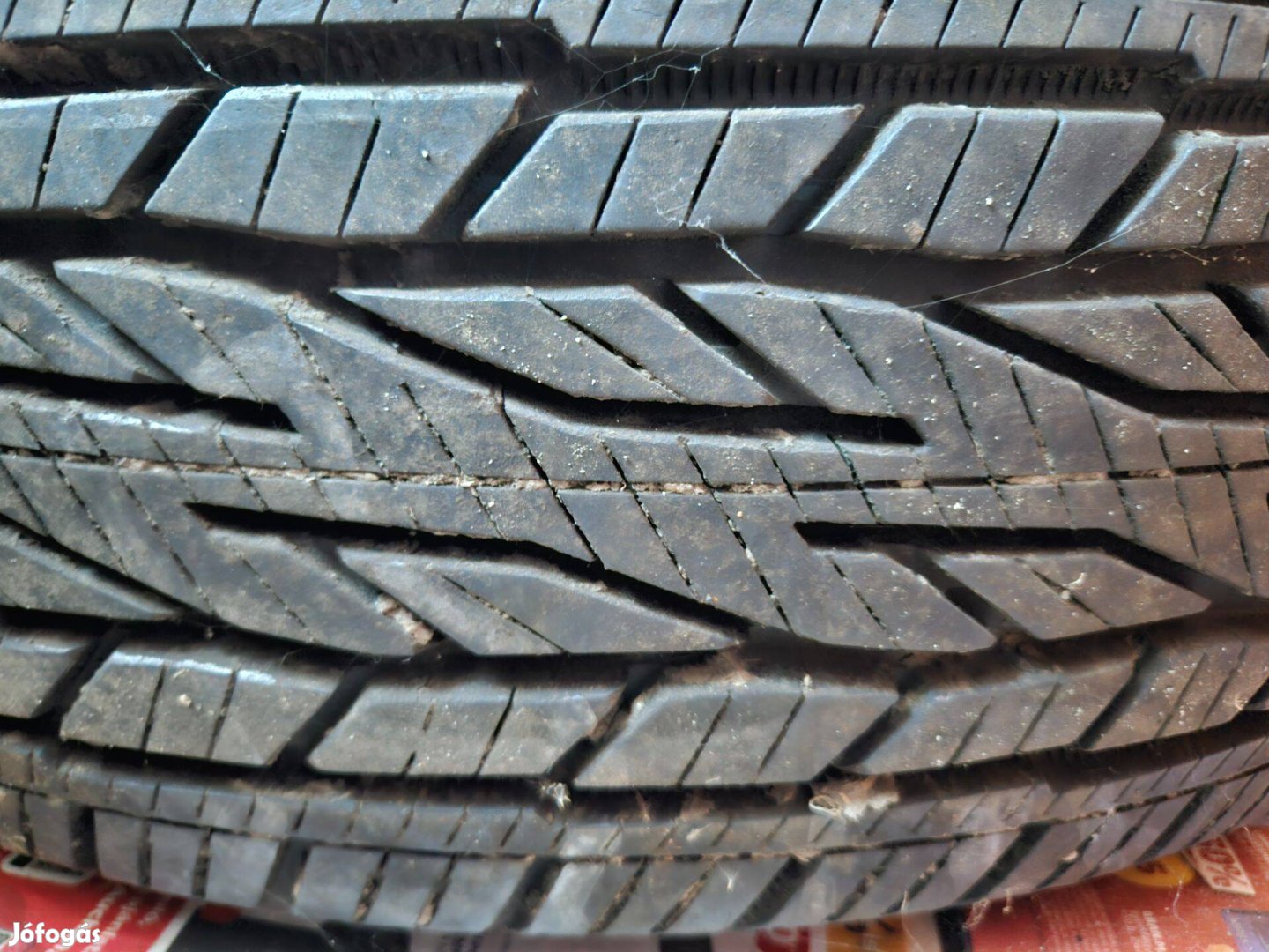 Continental 235/65 R17 Conti Cross Contact LX2 108 H XL gumi