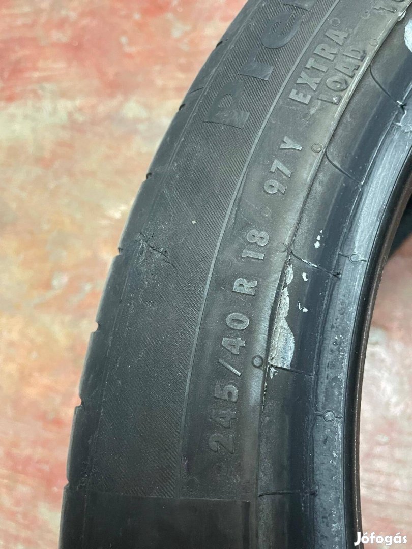 Continental 245/40 R18 97Y Exrta load 4db.-