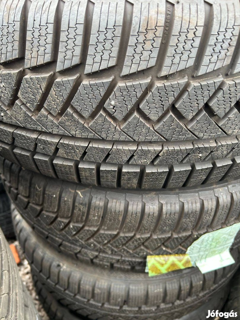 Continental 4db 80%-os Téli 215/55 R18 XL gumiköpeny