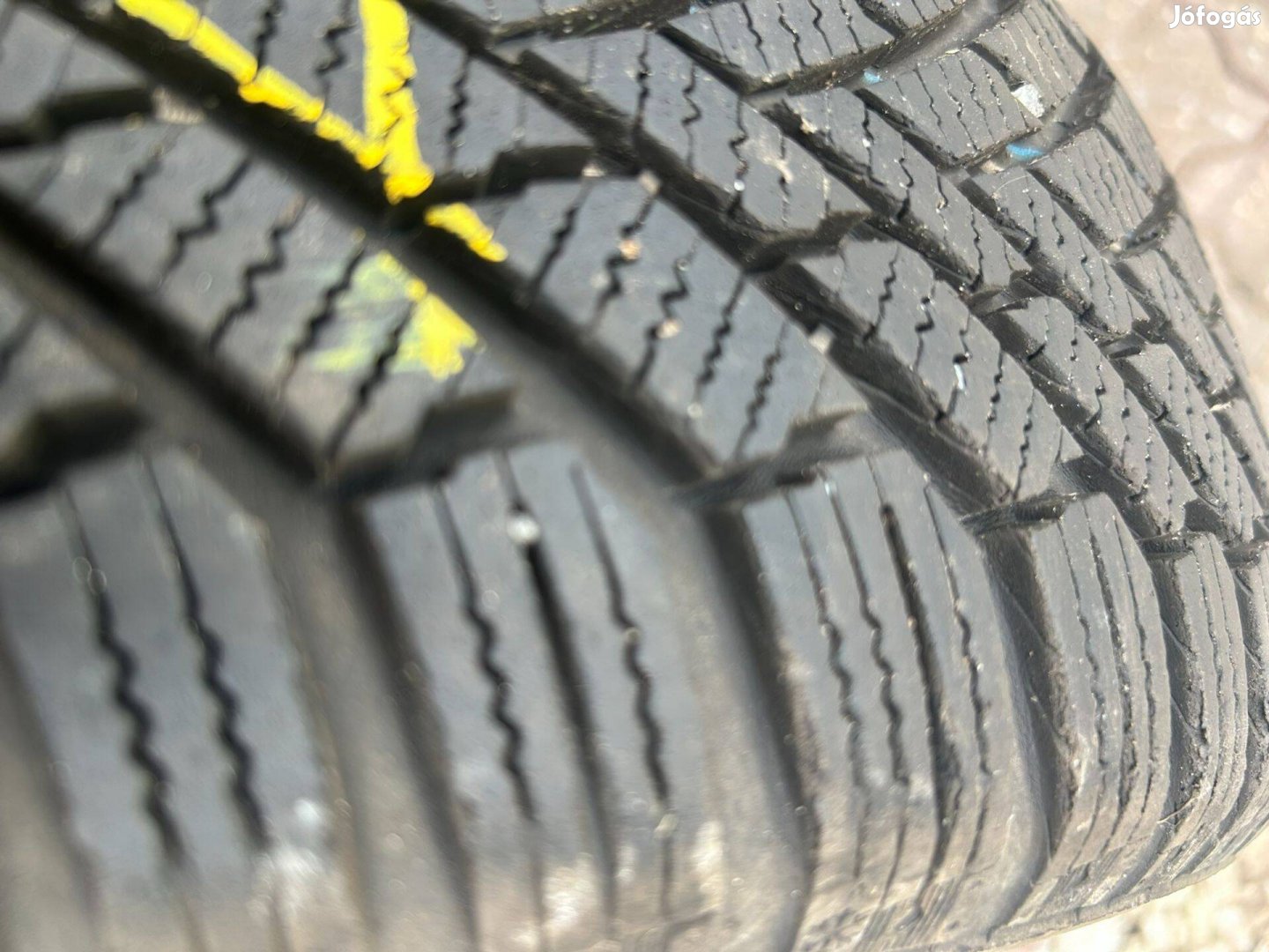 Continental 5 db téli gumi 185 60 R15