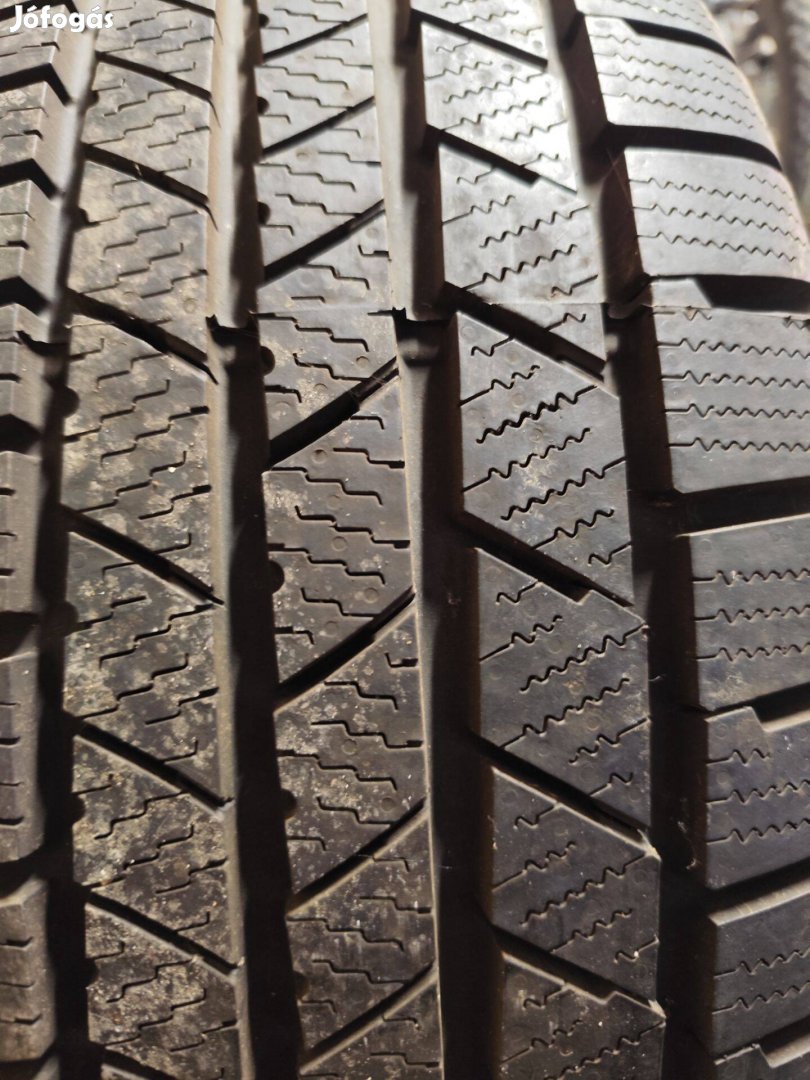 Continental Crosscontact gumiabroncs 245/65 R17