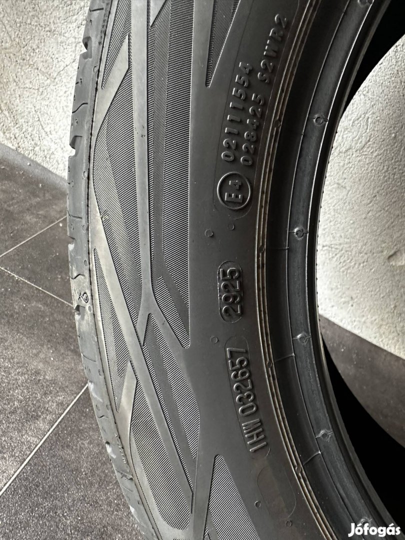 Continental Ecocontact 6 - 215/55 R17
