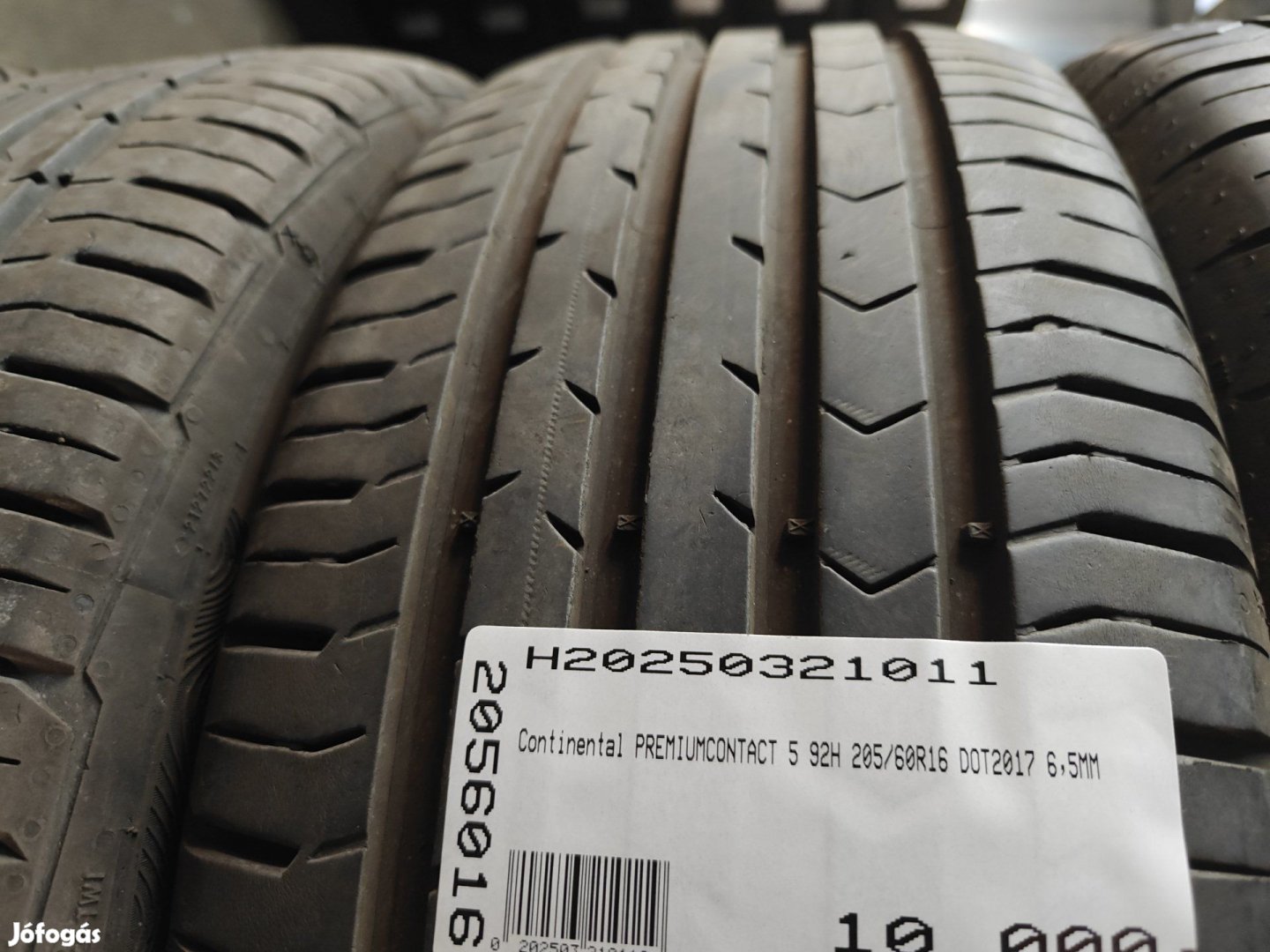 Continental PREMIUMCONTACT 5 92H 20560R16 DOT2017 6,5MM