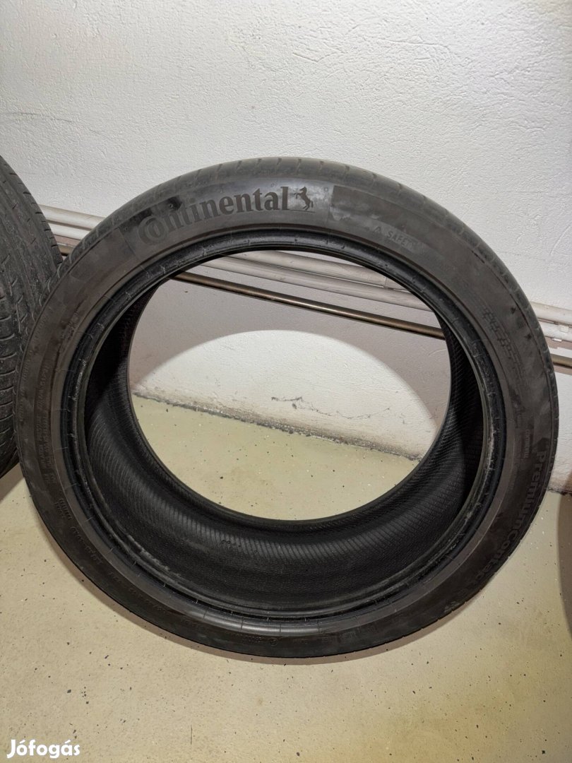 Continental Premium Contact nyári gumi
