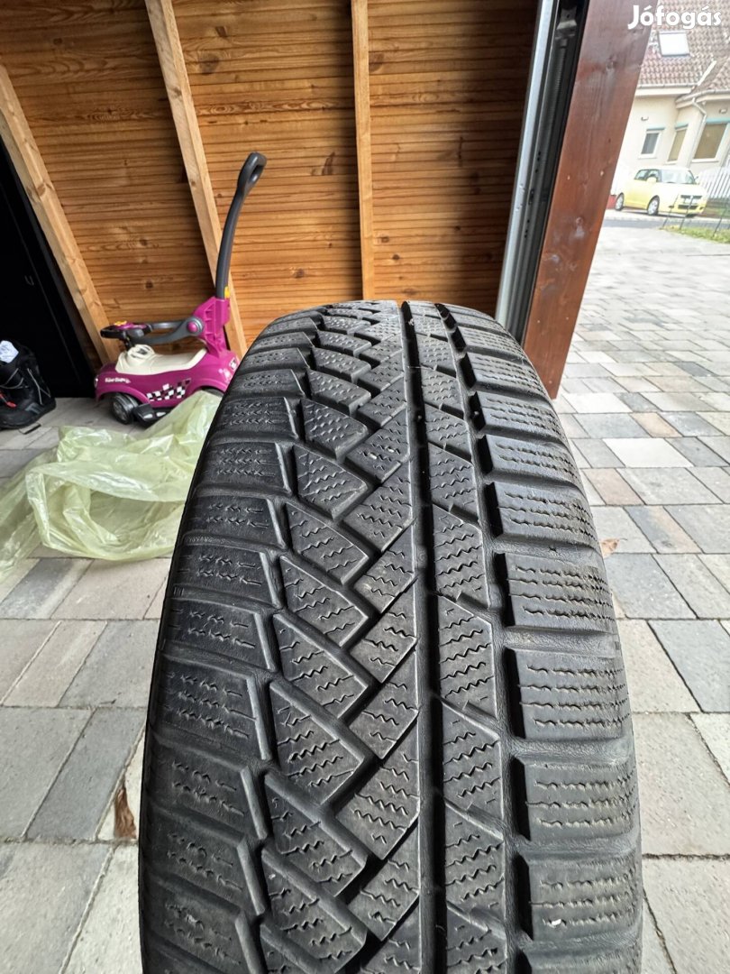 Continental Winter Concept 215/65/R17